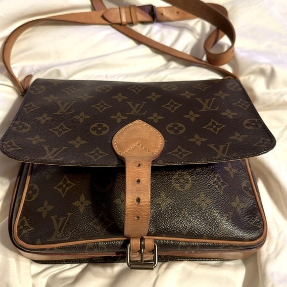 Louis Vuitton Cartouchiere Monogram MM Vintage LV Crossbody Messenger Bag/Pouch - Picture 2 of 15
